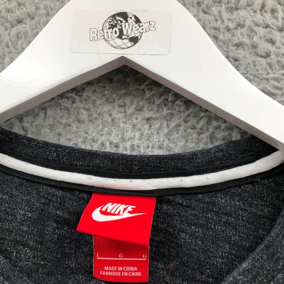 Nike T-Shirt Men's Large L Short Sleeve Embroidered Logo Dark Gray 905404-032 - Picture 3 of 11